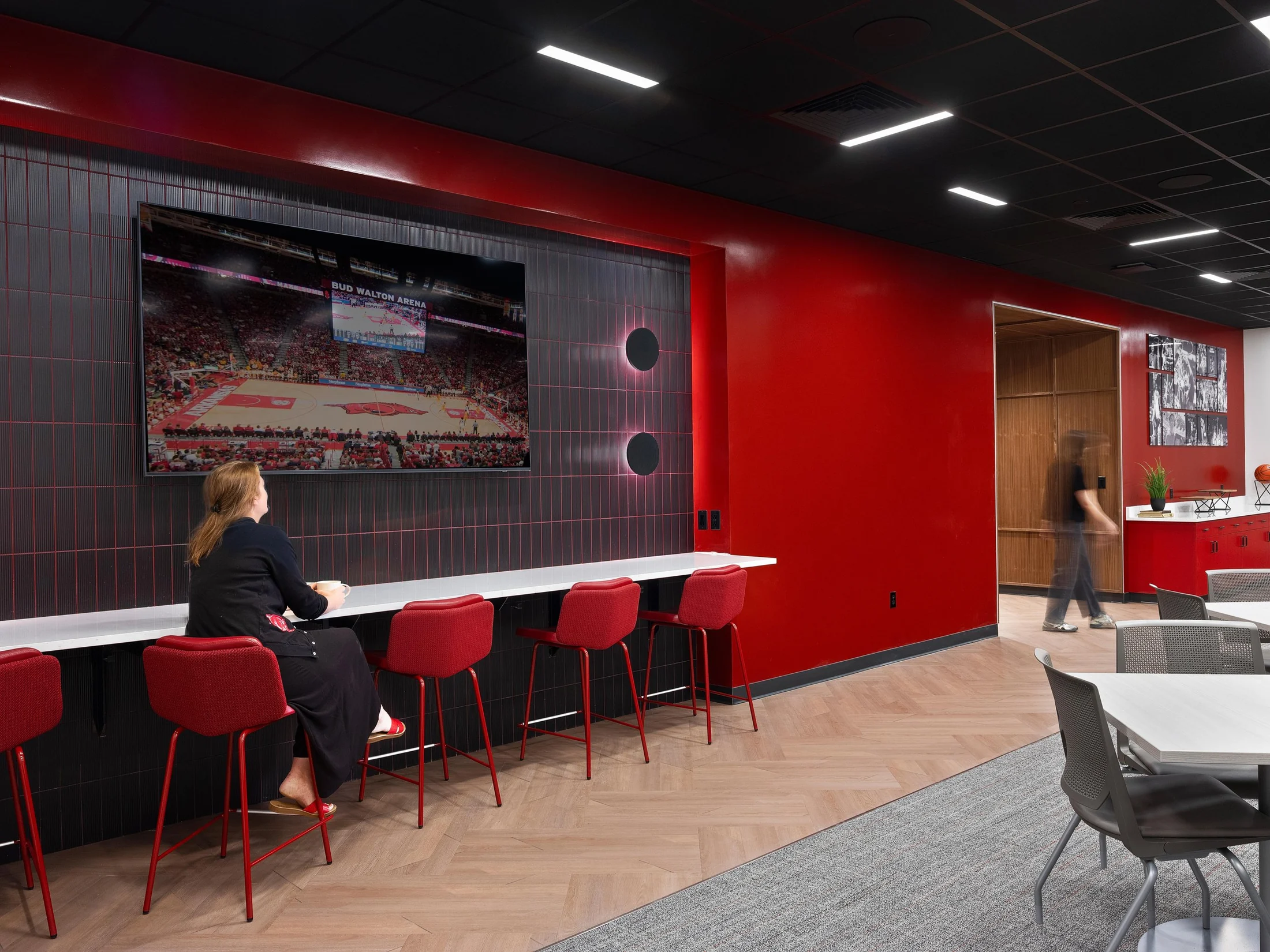 Bud Walton Arena — Courtside Club, project view 2